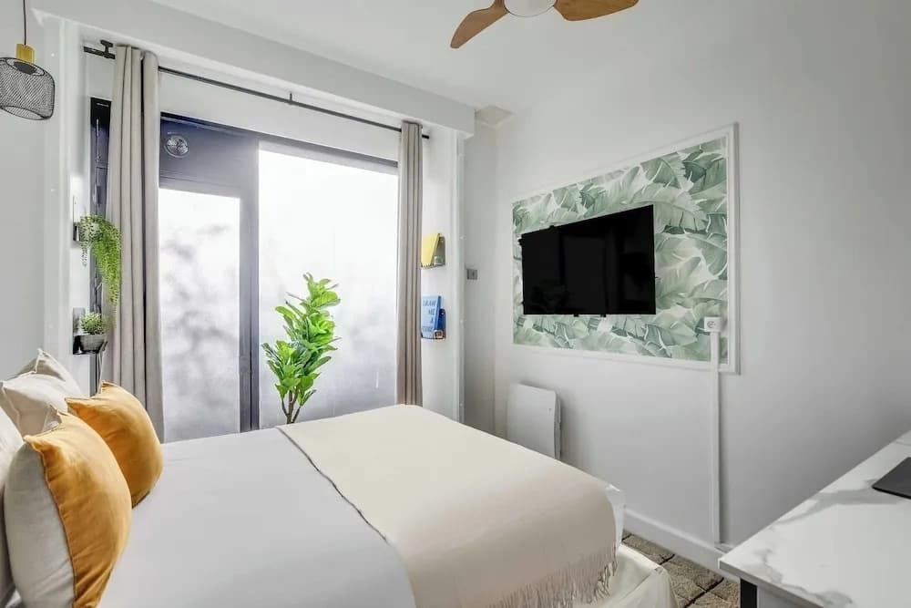Charming Studio Apartment - AC- 2P - Nation - photo 6