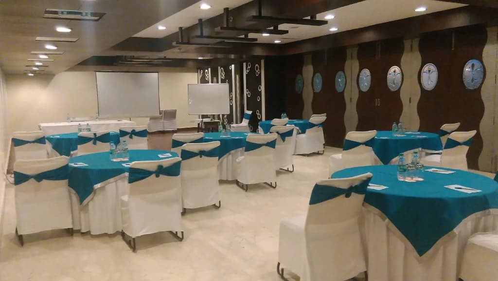 Hotel Southgate - photo 10
