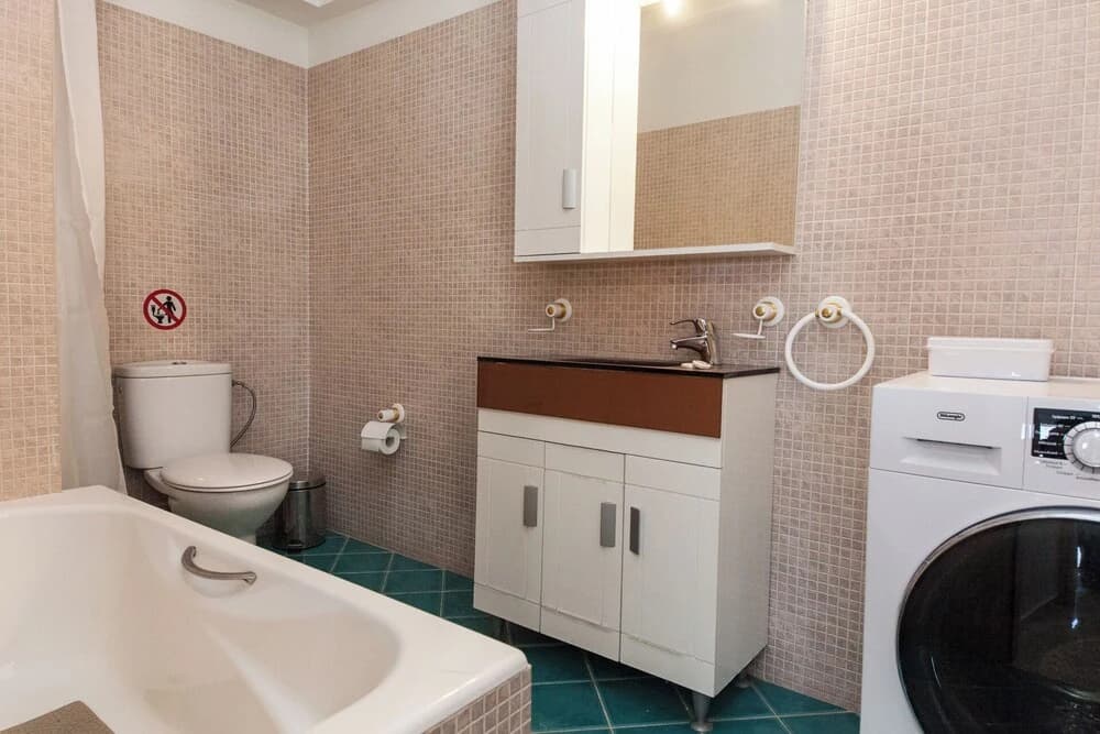 Modern Equipped apt w Balcony GC 3120-02 - photo 6