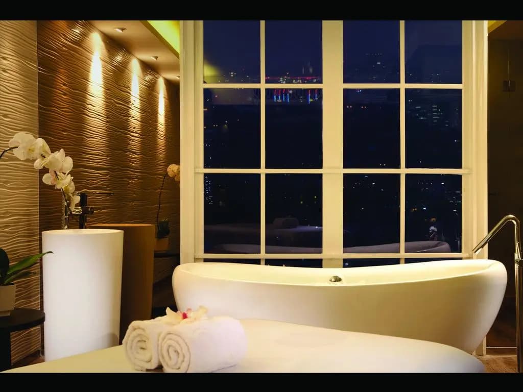Hotel Gran Mahakam - photo 23