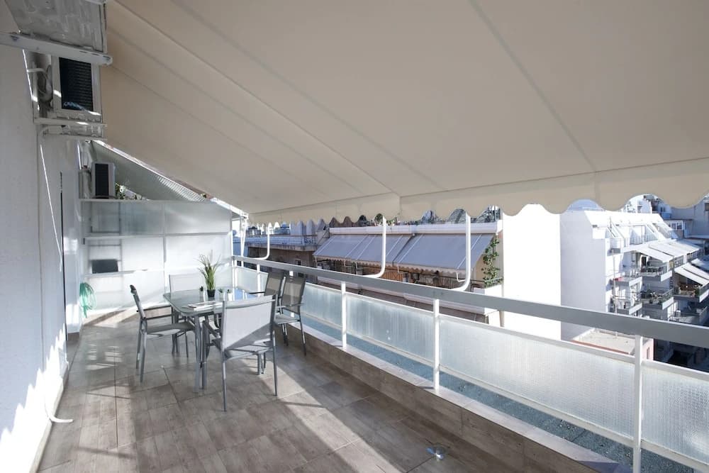 Kolonos - A Renovated Apartment - photo 10