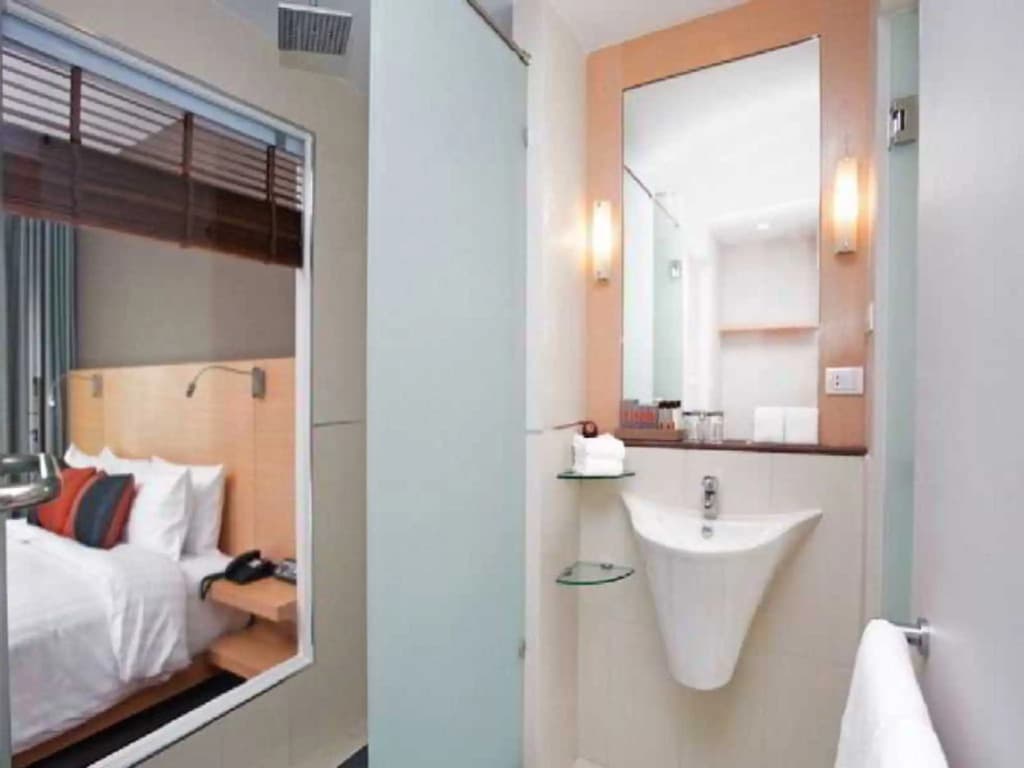 Hotel Solo Sukhumvit 2 - photo 9