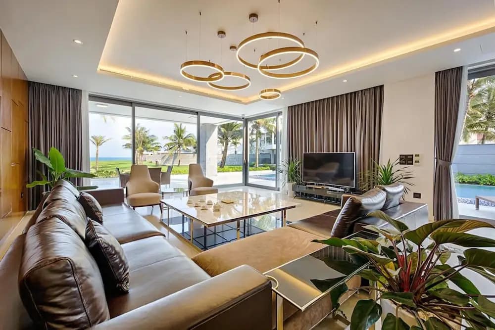 Luxury Beachfront Villa W Private Pool Beach Num1 - photo 2