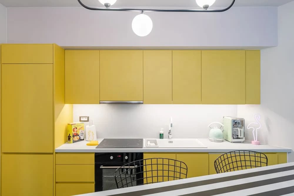 Acropolis Pop Art Apartment - photo 22