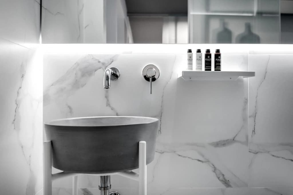 Downtown Boutique Apartments - photo 7