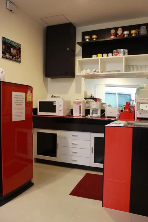 Ananas Phuket Hostel - photo 22
