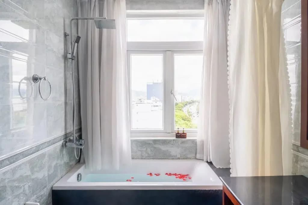 Hoang Linh Dan Hotel - photo 10