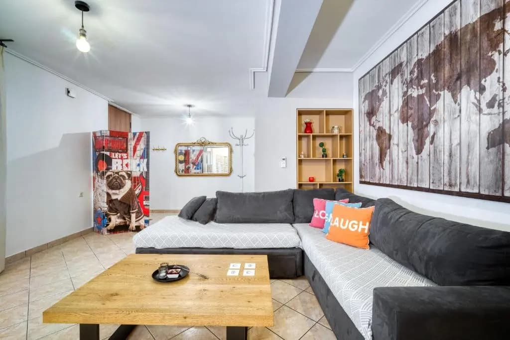 Athens metro apartment - photo 7