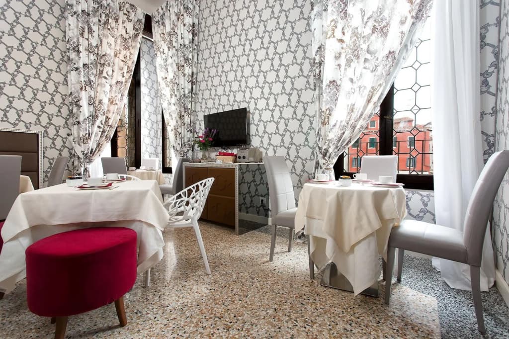 Hotel Cà Nobile Corner - photo 25