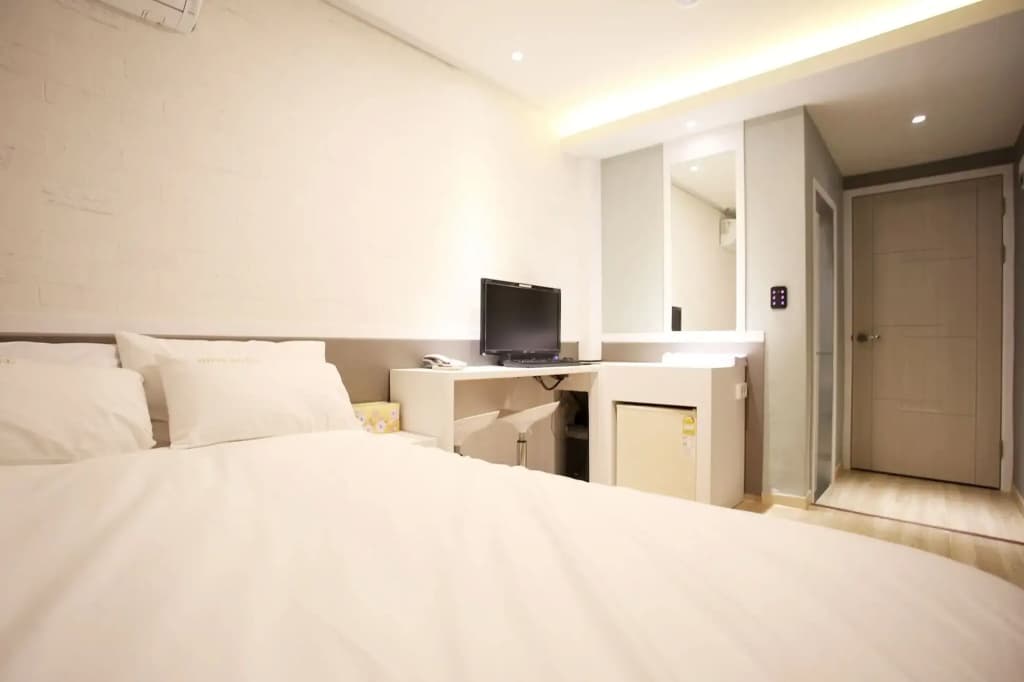 Shine Hotel - photo 28