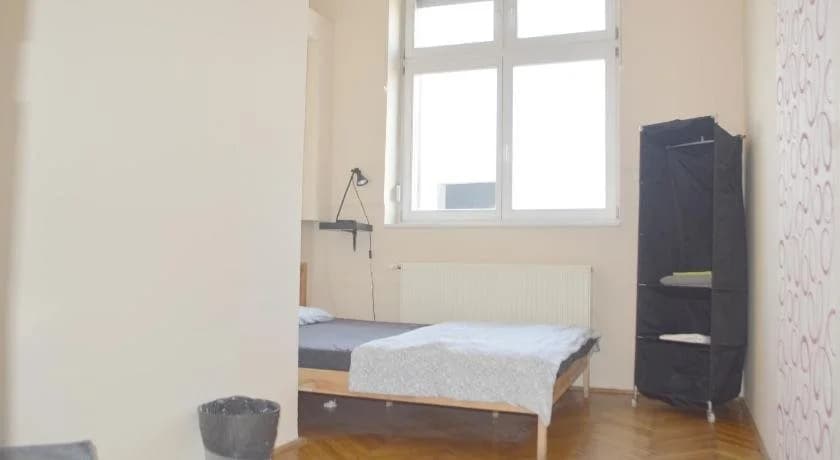 Artist Residence - photo 6