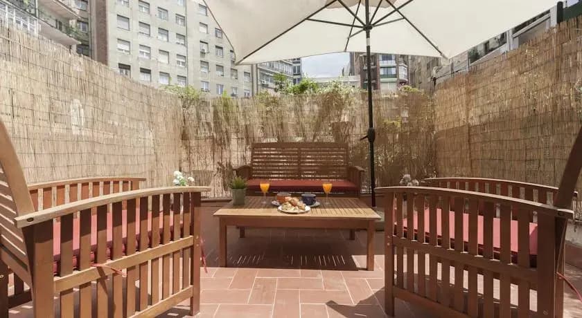 BCN Aveneu Apartments - photo 5