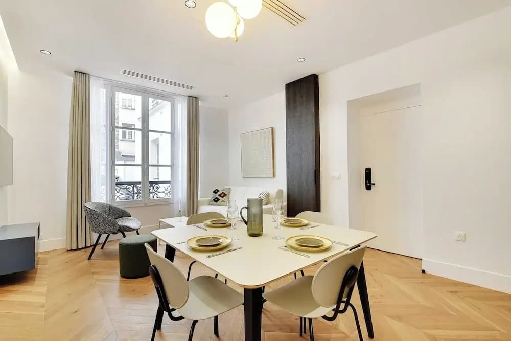 Luxury Apartment 1br/4p - Opera - photo 5
