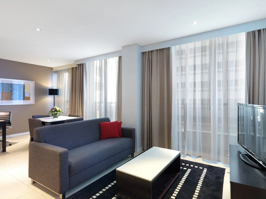 Meriton Suites Pitt Street, Sydney - photo 7