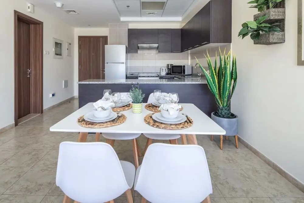 Signature Living in Modern 1BR Apartment at Jvt! - photo 17
