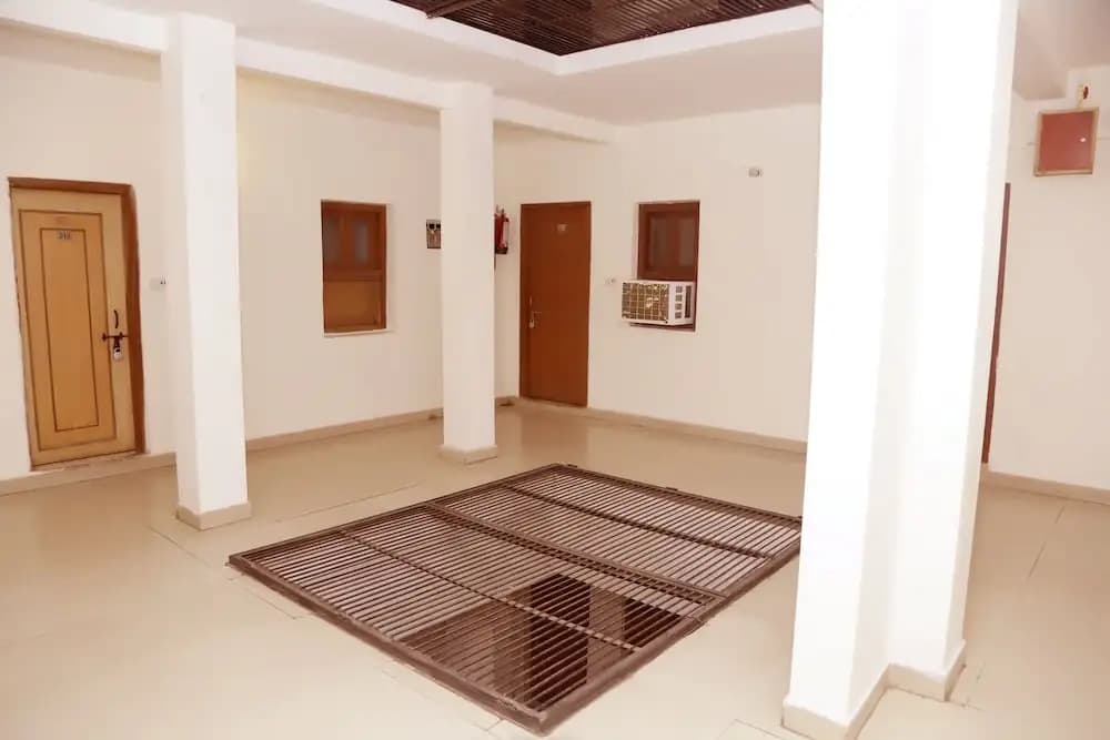 Vishal Hotel By Comfort Rooms - photo 11