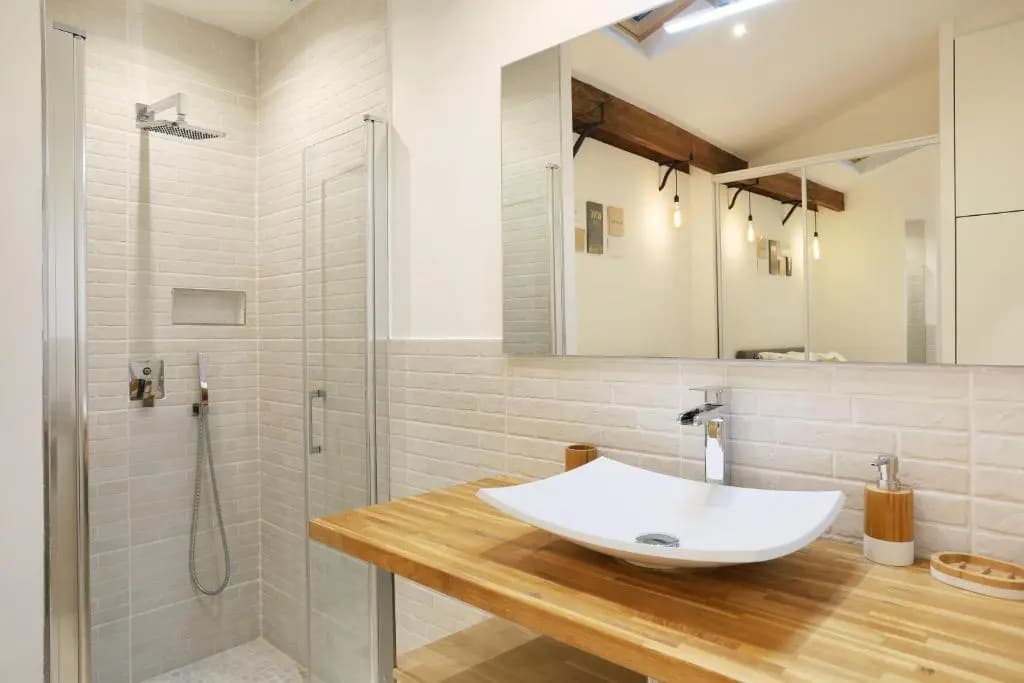 Pick A Flat's Upper Marais Apartments- Rue du Faubourg Saint-Martin - photo 7