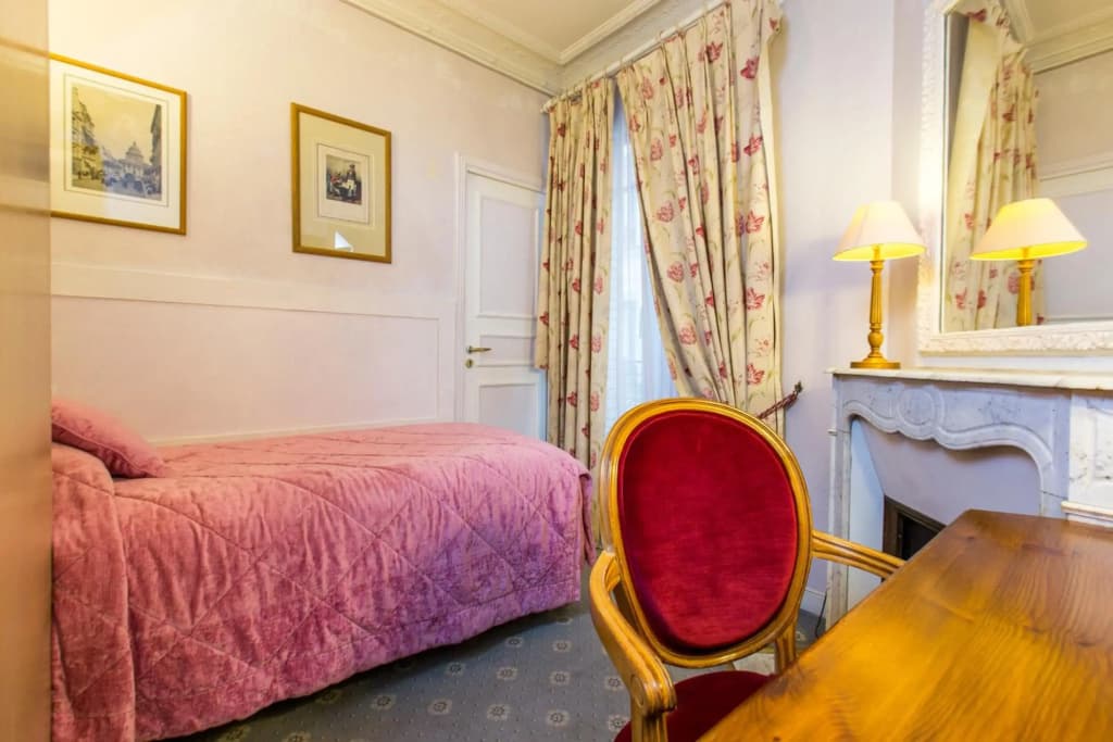 Hôtel Gavarni - photo 18