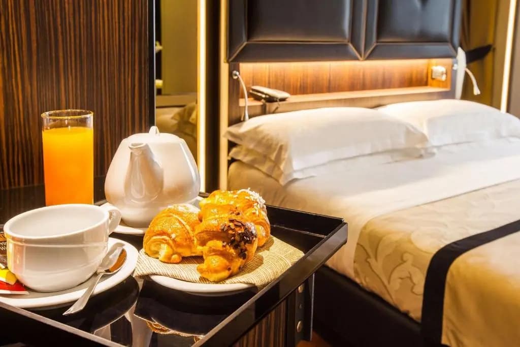 Hotel Lombardia - photo 9