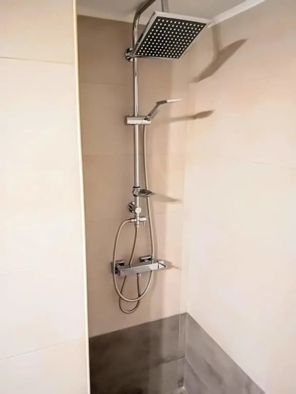 Modern apartment in Acropolis - photo 8