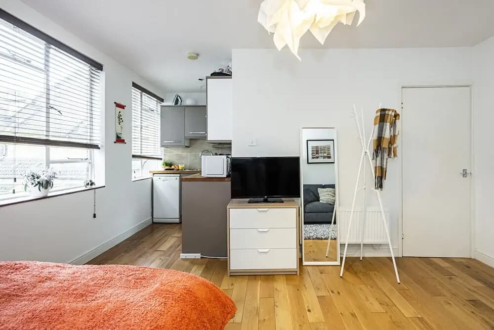 Studio Flat near Victoria Station - photo 6