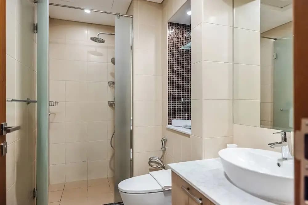 2BR City View Bay Square B13 - photo 9