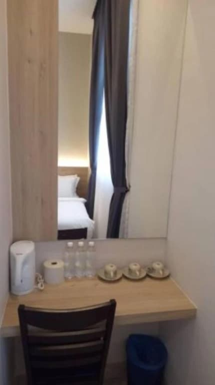 Cameronia Hotel - photo 3