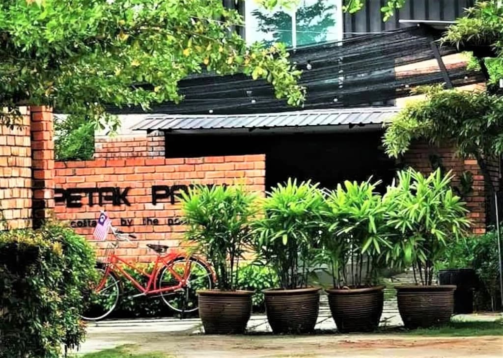 Petak Padin Cottage by The Pool - photo 3