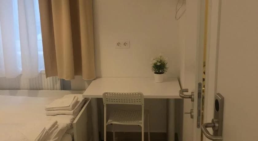 CH-Vienna City RoomsPenthouse Terrassenapartment - photo 14