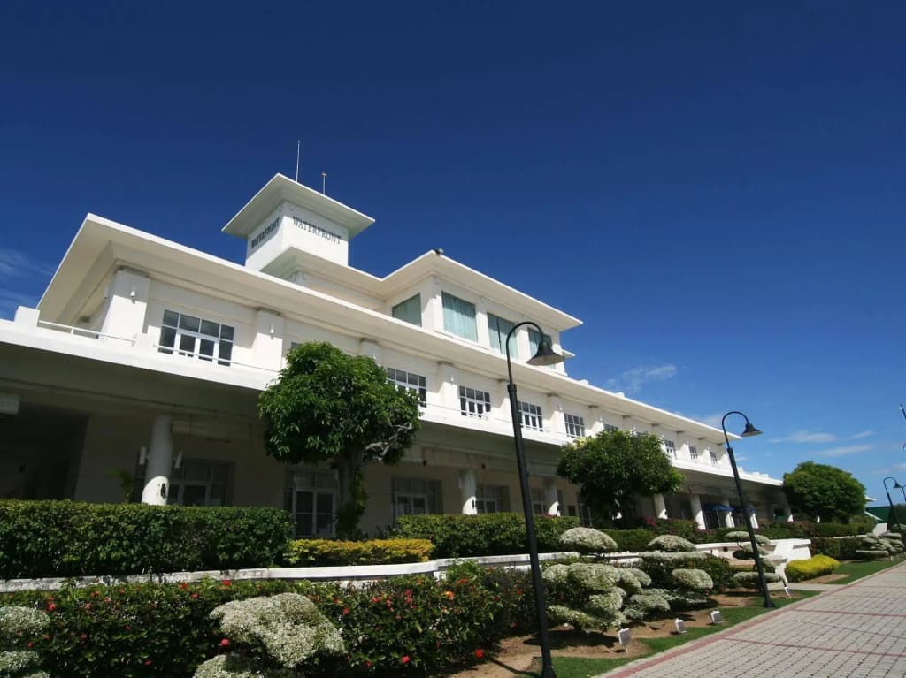 Waterfront Labuan Financial - photo 1