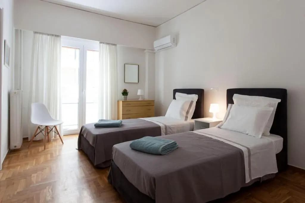 Beautiful 2-bdrm apartment by Acropolis museum - main photo