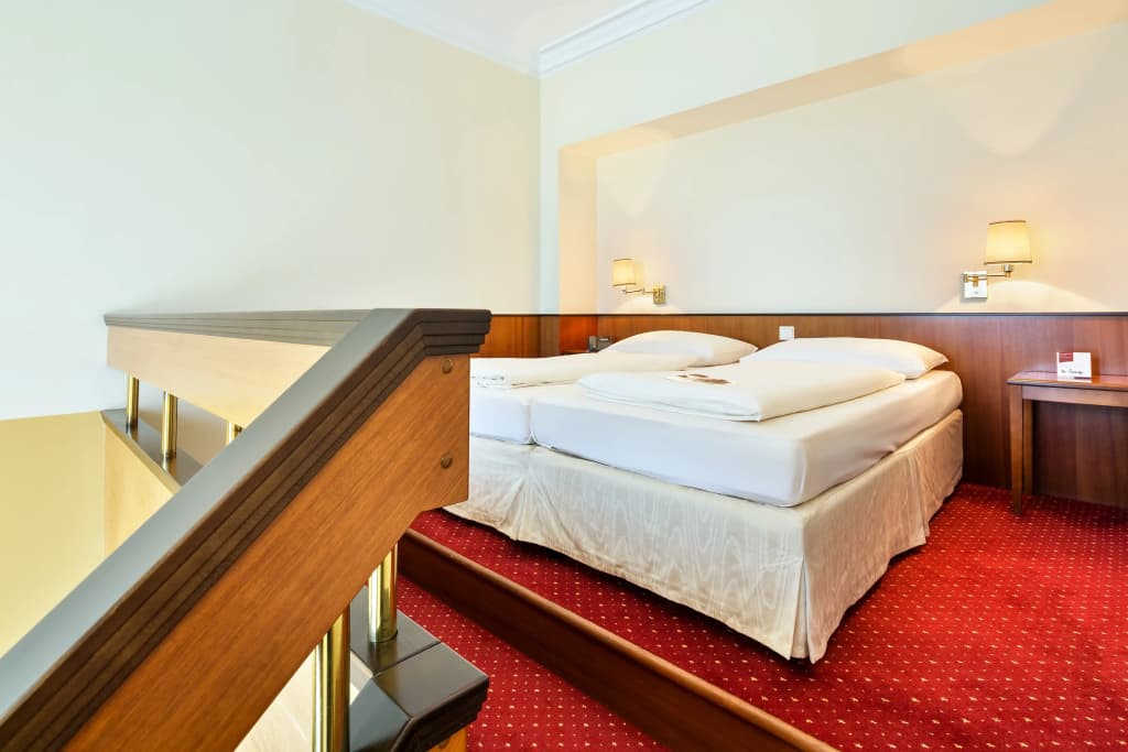 Austria Trend Hotel Schloss Wilhelminenberg - photo 4