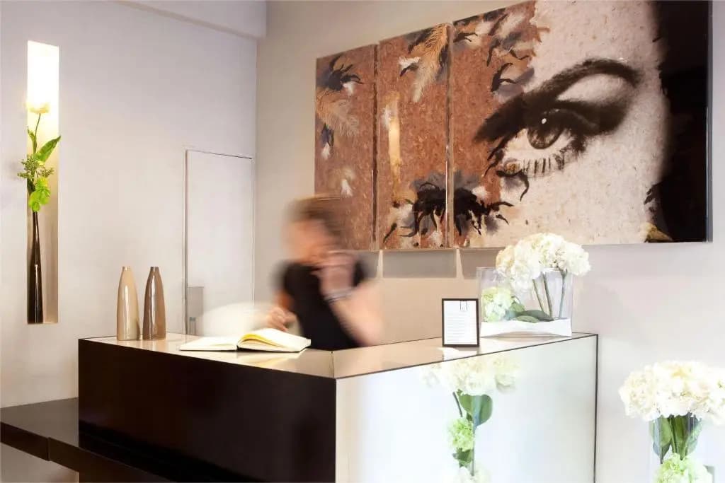 Hotel Marceau Champs Elysees - photo 9
