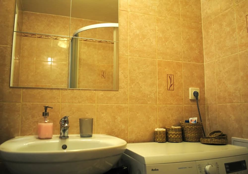 Charles Square  ApartMeet - photo 10