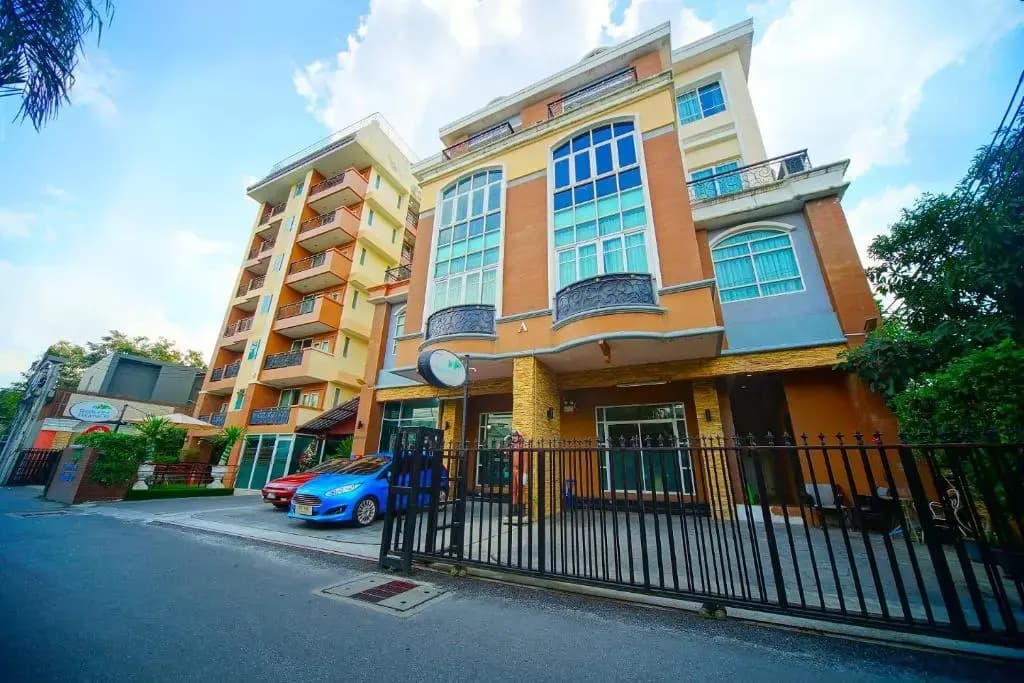Greenview Ekkamai10 Residence - photo 1