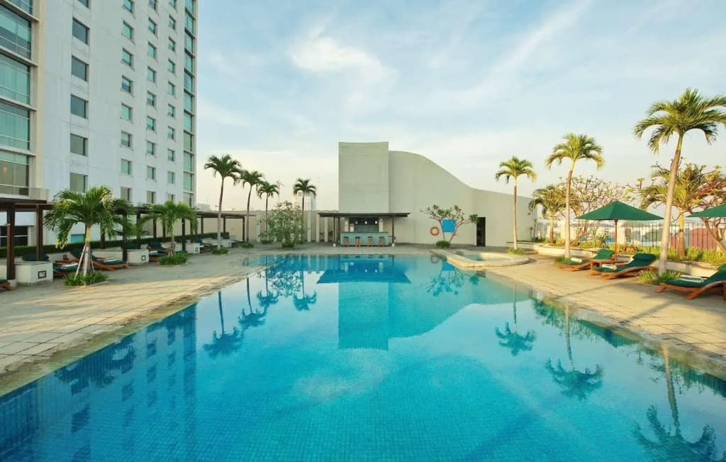Mövenpick Hotel Jakarta City Centre - photo 21