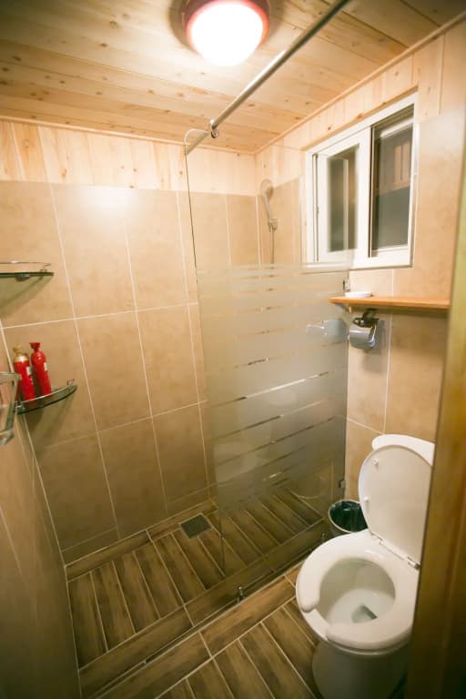 Bukchonmaru Hanok Guesthouse - photo 9