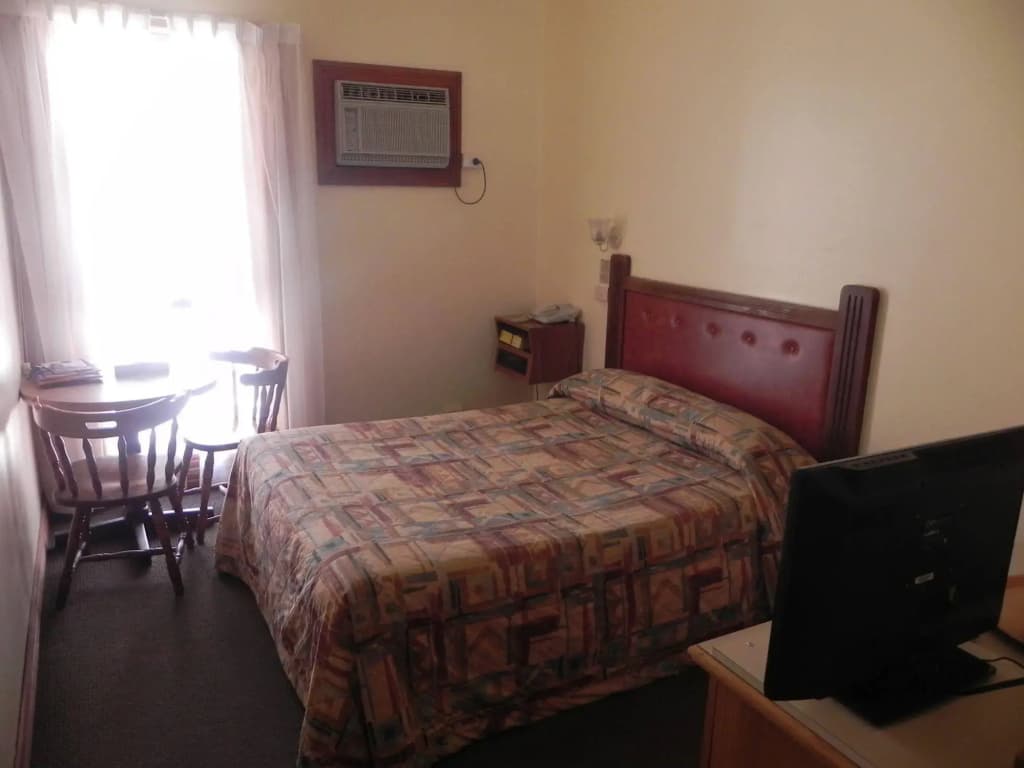 St Georges Motor Inn - photo 6