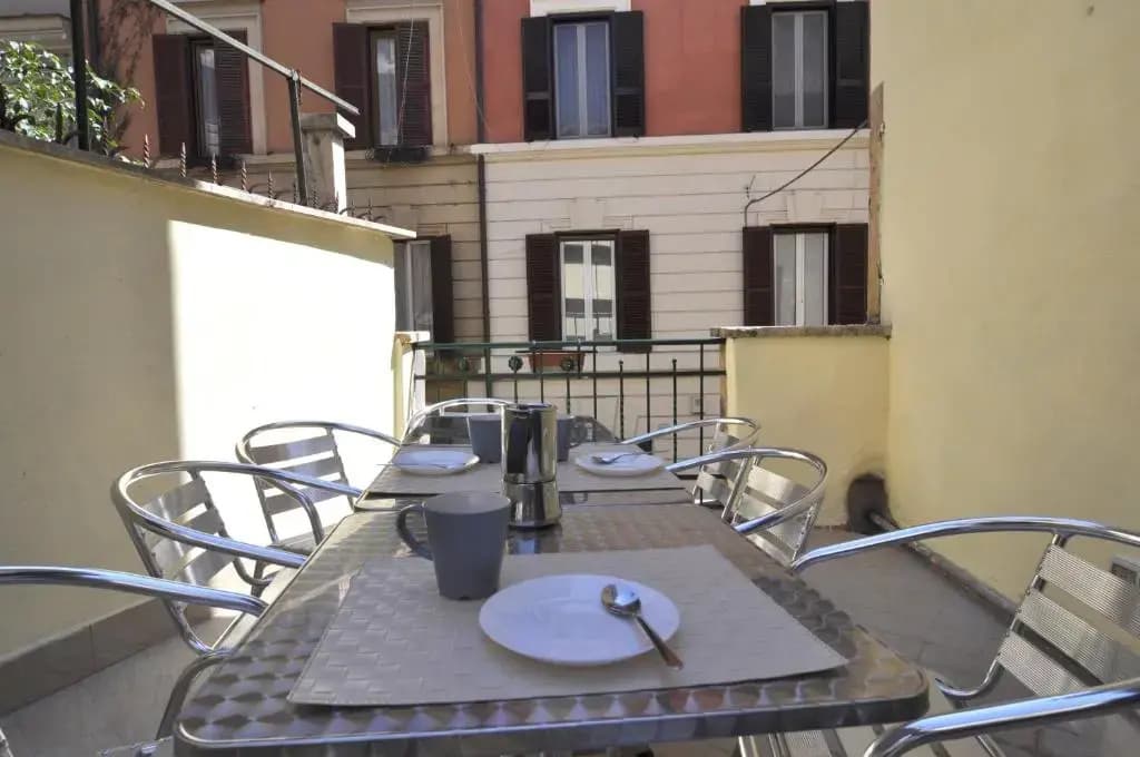 Flatinrome Trastevere Deluxe Rooms - photo 14