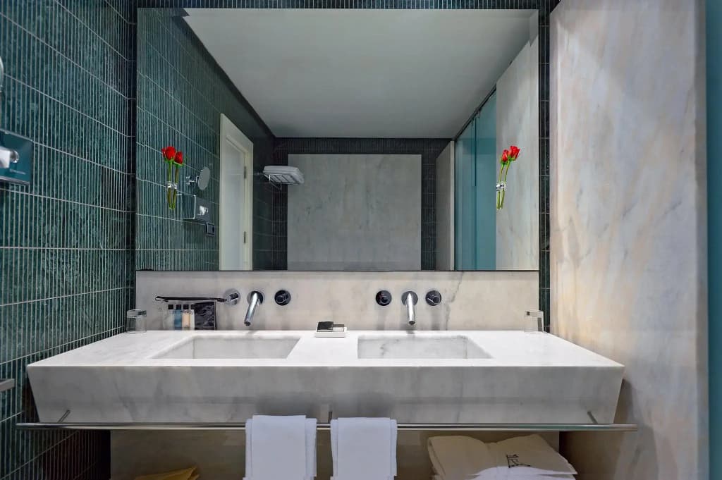 The Hotel Villa Real - photo 11