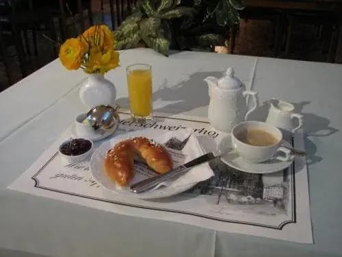 Schweizerhof Hotel - photo 12