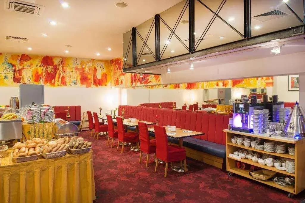Hotel Boltzmann - photo 11