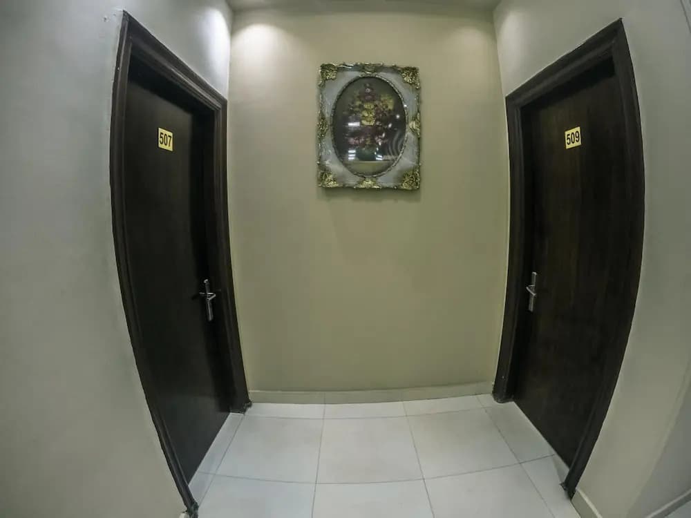 New City Hotel - photo 11