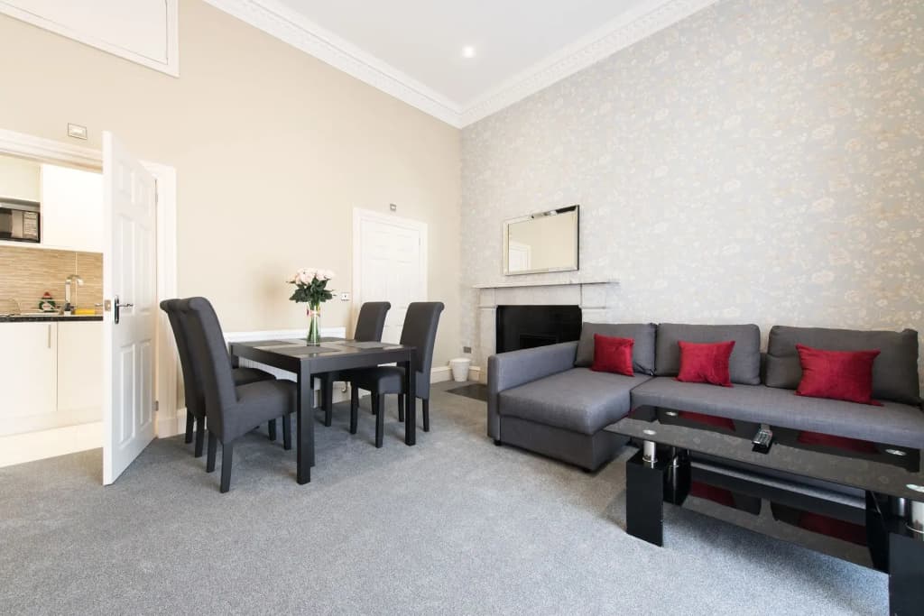 Royal Princes Suites - photo 10