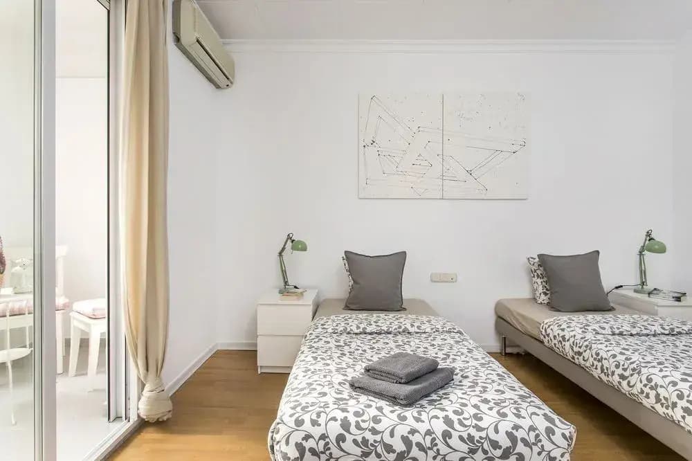 Stunning Apartment Bruc - photo 14