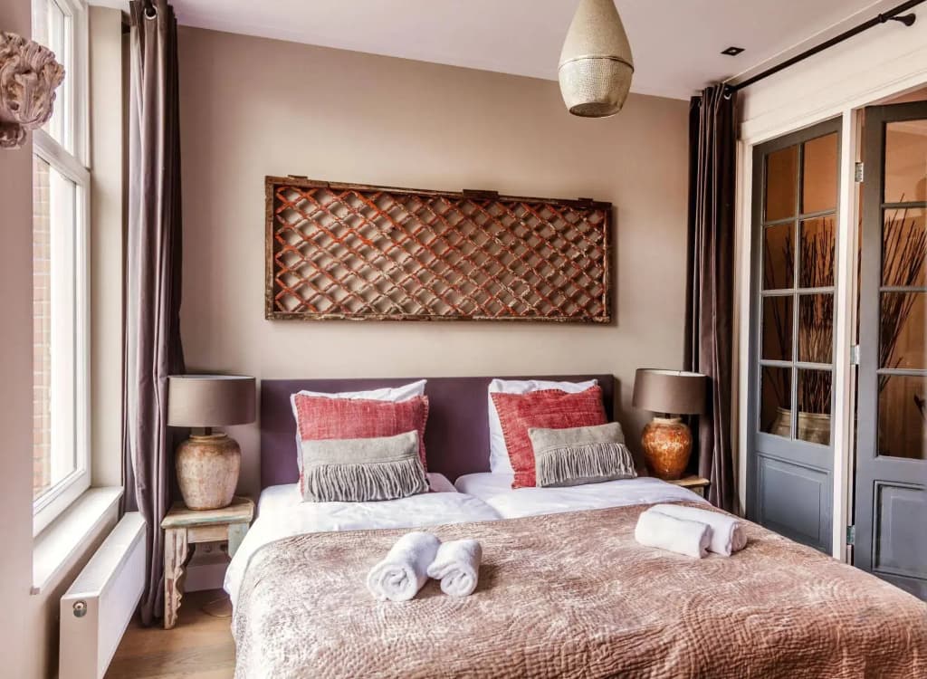 Livia's Hideaway: Elegant Canal - photo 1