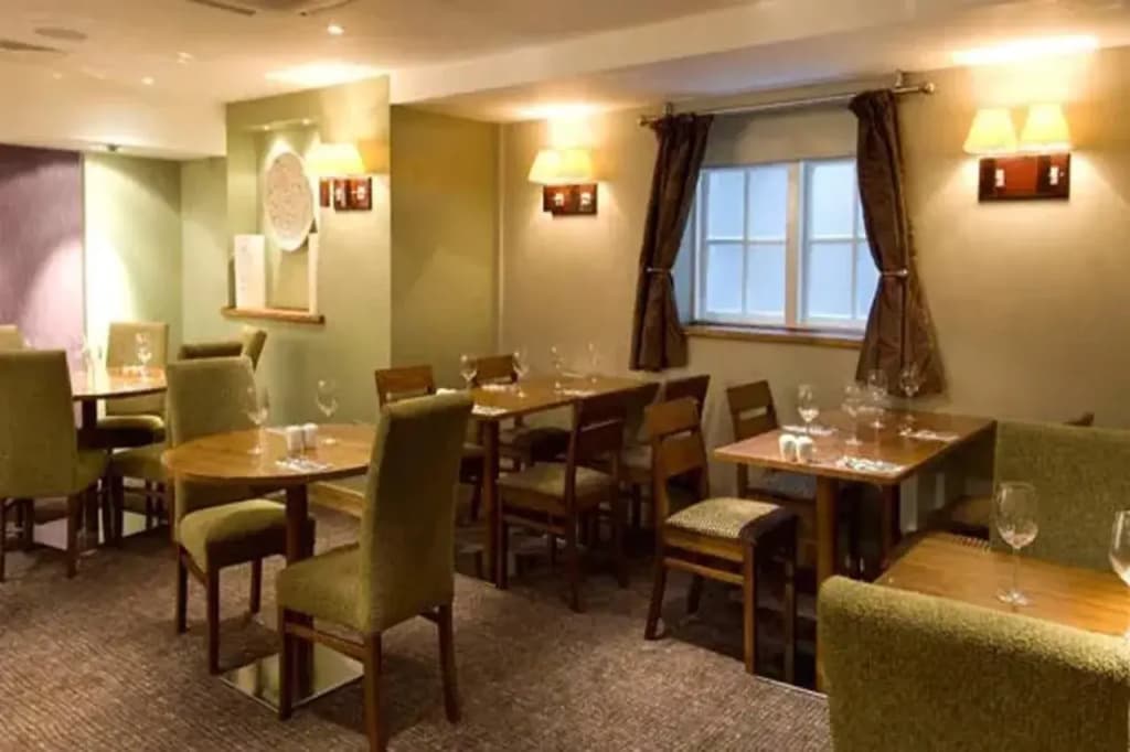 Premier Inn London Victoria - photo 15