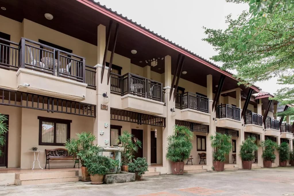 Garden Home Resort - photo 1