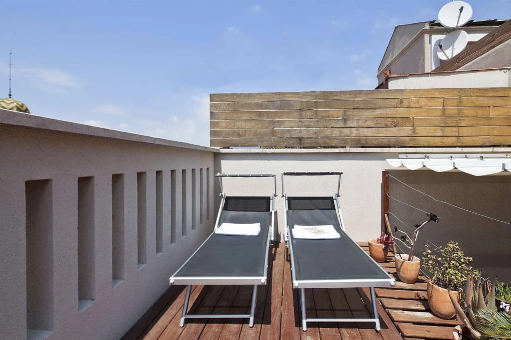 Inside Barcelona Apartments Mercat - photo 1