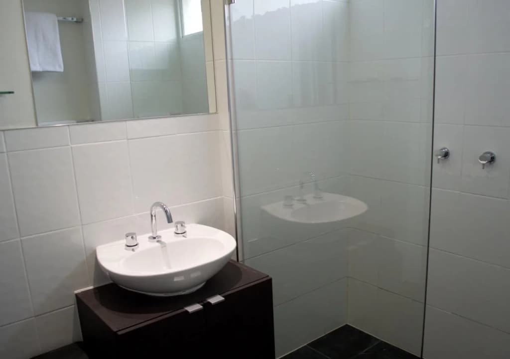 Comfort Hotel East Melbourne - photo 10